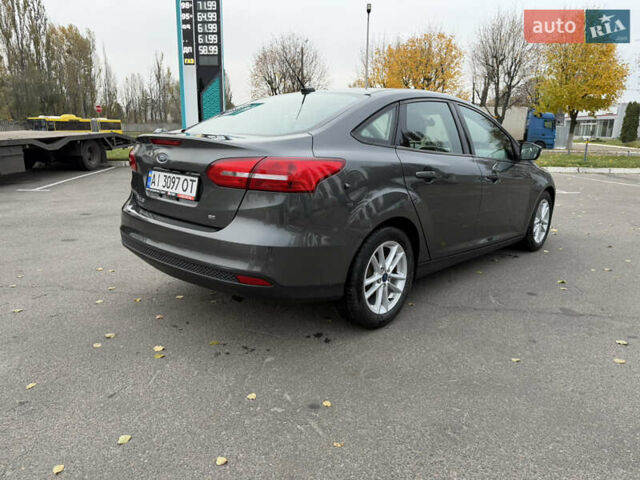 Сірий Форд Фокус, об'ємом двигуна 2 л та пробігом 74 тис. км за 10500 $, фото 6 на Automoto.ua