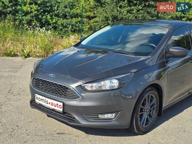 Сірий Форд Фокус, об'ємом двигуна 2 л та пробігом 185 тис. км за 6799 $, фото 10 на Automoto.ua