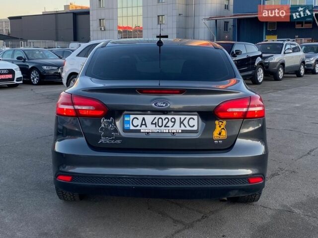 Серый Форд Фокус, объемом двигателя 2 л и пробегом 193 тыс. км за 7900 $, фото 9 на Automoto.ua