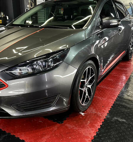 Серый Форд Фокус, объемом двигателя 2 л и пробегом 89 тыс. км за 11000 $, фото 7 на Automoto.ua