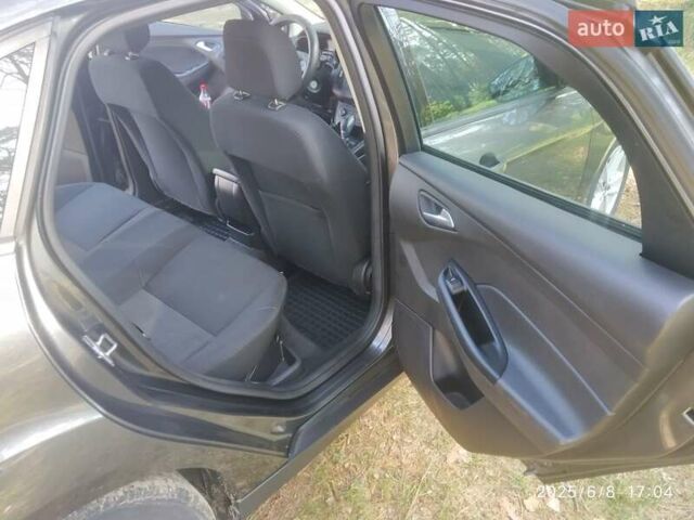 Форд Фокус 2017 в Сумах на Automoto.ua Серый Форд Фокус, объемом двигателя 2.01 л и пробегом 146 тыс. км за 9700 $, фото 10 на Automoto.ua