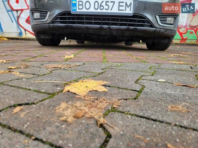 Сірий Форд Фокус, об'ємом двигуна 2 л та пробігом 152 тис. км за 9000 $, фото 1 на Automoto.ua