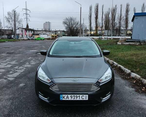 Серый Форд Фокус, объемом двигателя 2 л и пробегом 136 тыс. км за 8900 $, фото 2 на Automoto.ua