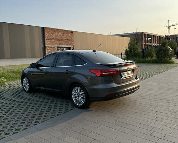 Серый Форд Фокус, объемом двигателя 2 л и пробегом 106 тыс. км за 11000 $, фото 5 на Automoto.ua