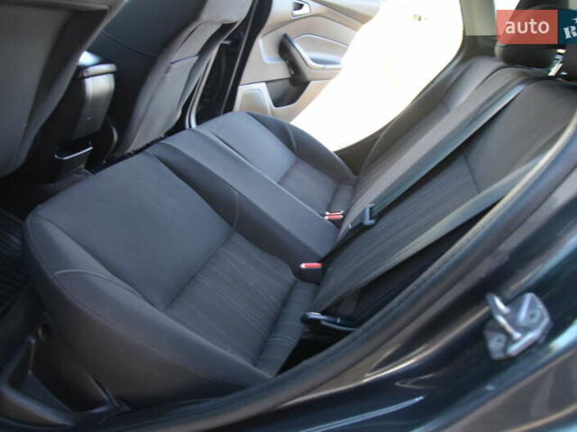 Сірий Форд Фокус, об'ємом двигуна 1 л та пробігом 125 тис. км за 6250 $, фото 46 на Automoto.ua