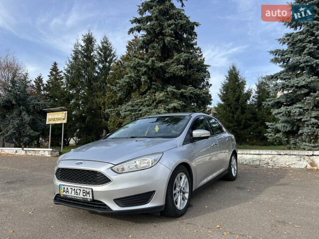 Серый Форд Фокус, объемом двигателя 2 л и пробегом 123 тыс. км за 8100 $, фото 2 на Automoto.ua