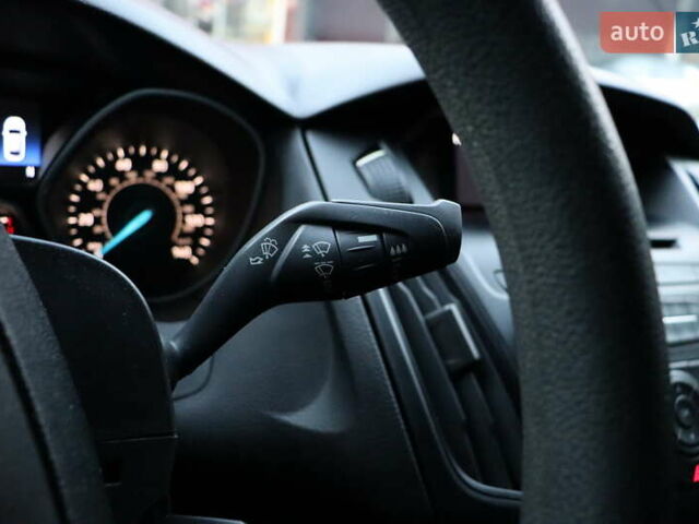 Серый Форд Фокус, объемом двигателя 2 л и пробегом 116 тыс. км за 7800 $, фото 21 на Automoto.ua