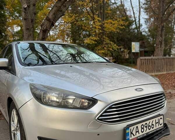 Серый Форд Фокус, объемом двигателя 2 л и пробегом 131 тыс. км за 7700 $, фото 4 на Automoto.ua