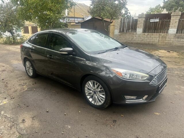 Серый Форд Фокус, объемом двигателя 2 л и пробегом 185 тыс. км за 9200 $, фото 1 на Automoto.ua