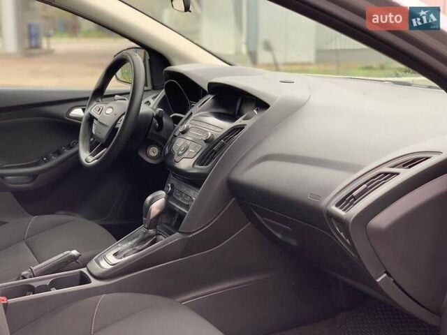 Серый Форд Фокус, объемом двигателя 2 л и пробегом 113 тыс. км за 8499 $, фото 11 на Automoto.ua