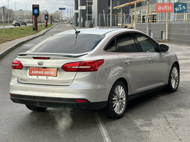 Сірий Форд Фокус, об'ємом двигуна 2 л та пробігом 73 тис. км за 10999 $, фото 3 на Automoto.ua