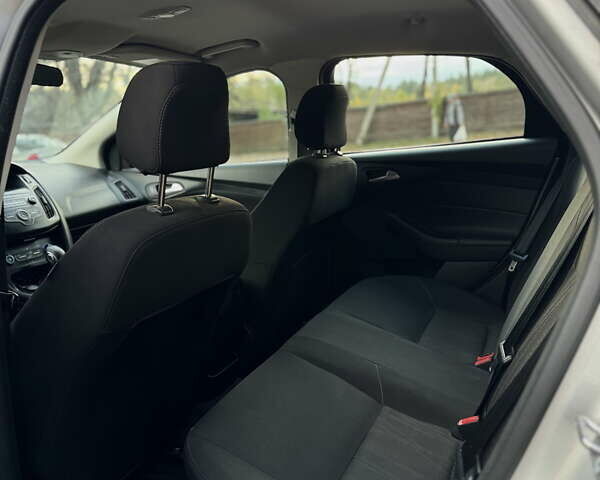 Серый Форд Фокус, объемом двигателя 2 л и пробегом 131 тыс. км за 7700 $, фото 20 на Automoto.ua