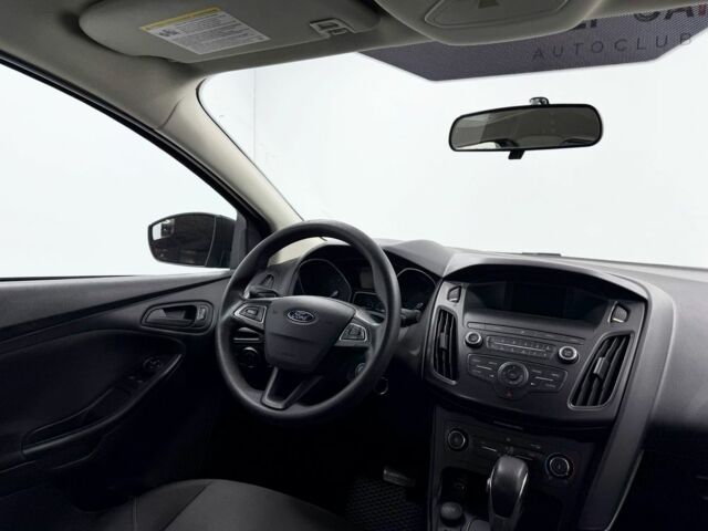 Серый Форд Фокус, объемом двигателя 2 л и пробегом 100 тыс. км за 8699 $, фото 5 на Automoto.ua