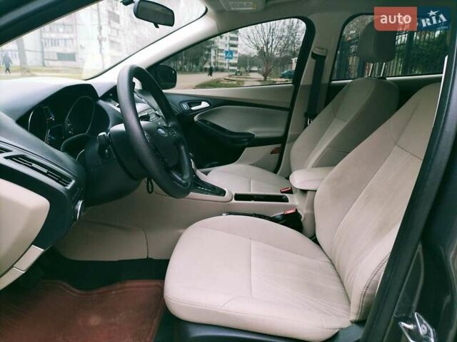 Серый Форд Фокус, объемом двигателя 2 л и пробегом 58 тыс. км за 9900 $, фото 18 на Automoto.ua