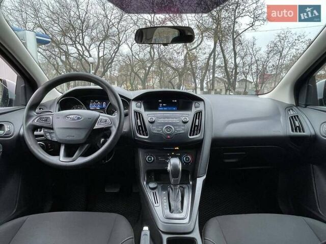 Серый Форд Фокус, объемом двигателя 2 л и пробегом 113 тыс. км за 8499 $, фото 8 на Automoto.ua