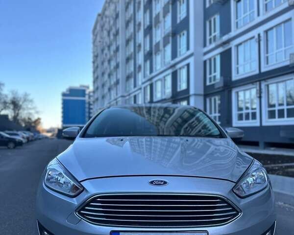 Серый Форд Фокус, объемом двигателя 2 л и пробегом 70 тыс. км за 10600 $, фото 1 на Automoto.ua