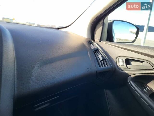 Сірий Форд Фокус, об'ємом двигуна 2 л та пробігом 149 тис. км за 8599 $, фото 47 на Automoto.ua