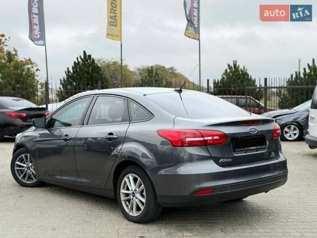 Серый Форд Фокус, объемом двигателя 0.99 л и пробегом 70 тыс. км за 7799 $, фото 5 на Automoto.ua
