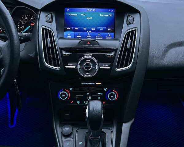 Серый Форд Фокус, объемом двигателя 2 л и пробегом 78 тыс. км за 9800 $, фото 17 на Automoto.ua