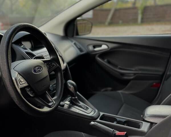 Серый Форд Фокус, объемом двигателя 2 л и пробегом 131 тыс. км за 7700 $, фото 13 на Automoto.ua