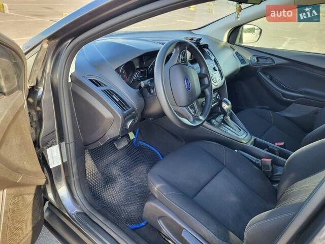 Сірий Форд Фокус, об'ємом двигуна 2 л та пробігом 149 тис. км за 8599 $, фото 35 на Automoto.ua