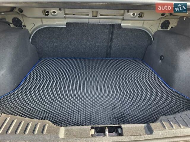 Сірий Форд Фокус, об'ємом двигуна 2 л та пробігом 149 тис. км за 8599 $, фото 55 на Automoto.ua