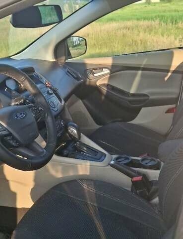 Серый Форд Фокус, объемом двигателя 2 л и пробегом 128 тыс. км за 11000 $, фото 7 на Automoto.ua