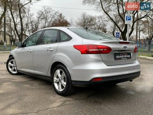 Серый Форд Фокус, объемом двигателя 2 л и пробегом 113 тыс. км за 8499 $, фото 6 на Automoto.ua
