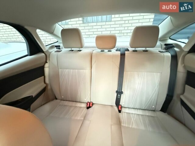 Сірий Форд Фокус, об'ємом двигуна 2 л та пробігом 189 тис. км за 8000 $, фото 11 на Automoto.ua