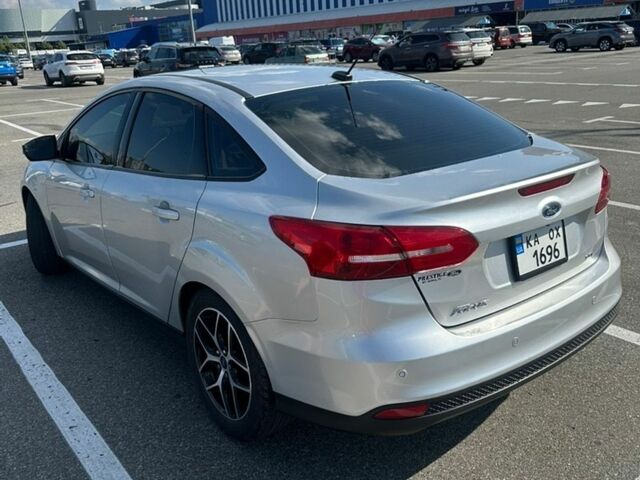 Сірий Форд Фокус, об'ємом двигуна 2 л та пробігом 108 тис. км за 8800 $, фото 7 на Automoto.ua
