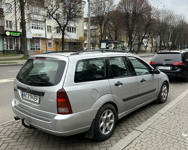 Серый Форд Фокус, объемом двигателя 1.8 л и пробегом 440 тыс. км за 2200 $, фото 1 на Automoto.ua