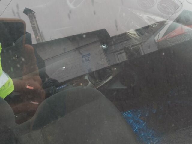 Сірий Форд Фокус, об'ємом двигуна 0 л та пробігом 352 тис. км за 1000 $, фото 2 на Automoto.ua