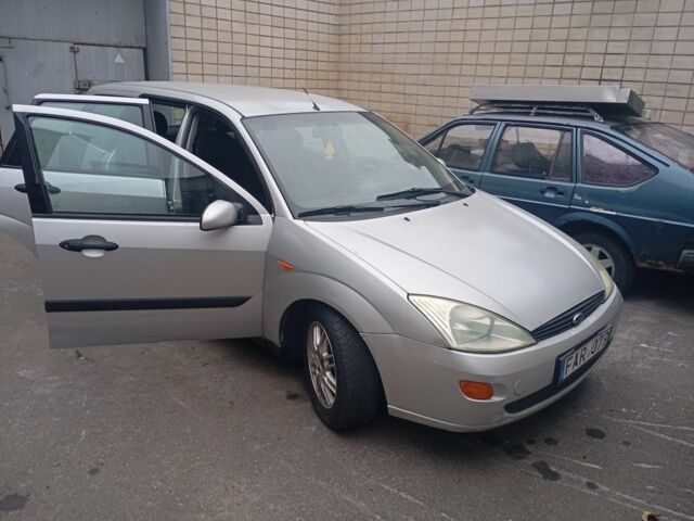 Серый Форд Фокус, объемом двигателя 1.8 л и пробегом 398 тыс. км за 1050 $, фото 10 на Automoto.ua