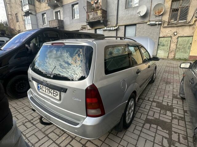 Серый Форд Фокус, объемом двигателя 1.8 л и пробегом 400 тыс. км за 2700 $, фото 3 на Automoto.ua