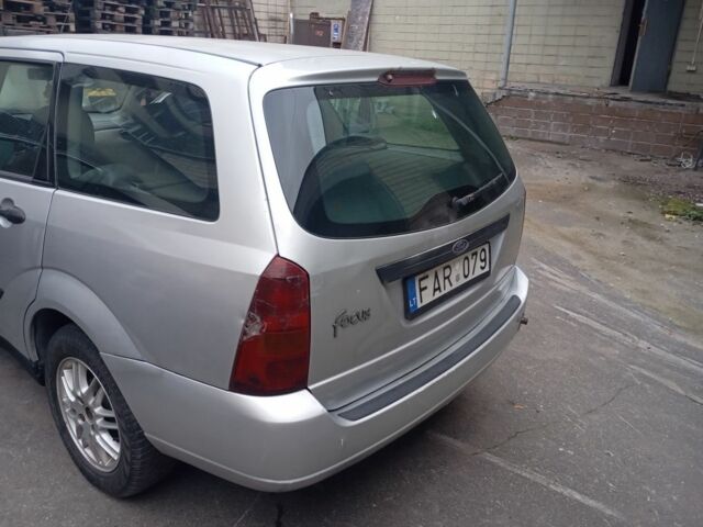 Серый Форд Фокус, объемом двигателя 1.8 л и пробегом 398 тыс. км за 1050 $, фото 3 на Automoto.ua