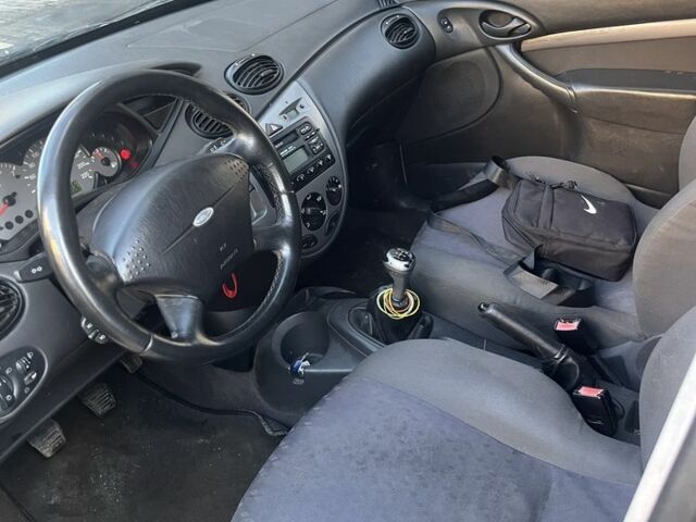 Сірий Форд Фокус, об'ємом двигуна 1.8 л та пробігом 200 тис. км за 1700 $, фото 12 на Automoto.ua