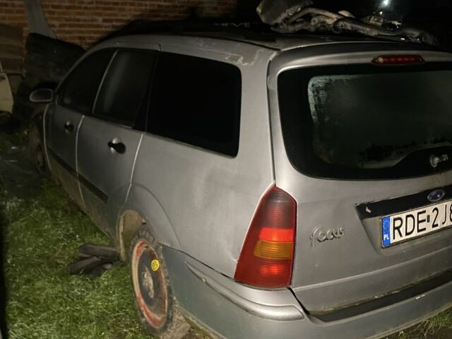 Сірий Форд Фокус, об'ємом двигуна 0 л та пробігом 300 тис. км за 600 $, фото 2 на Automoto.ua