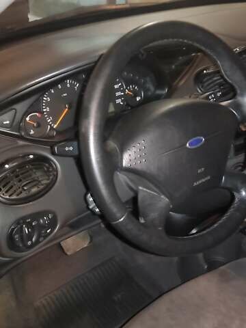 Сірий Форд Фокус, об'ємом двигуна 1.6 л та пробігом 280 тис. км за 3500 $, фото 10 на Automoto.ua