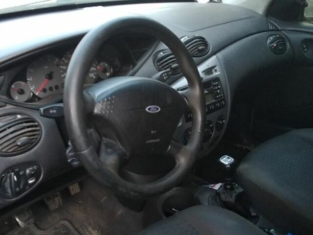 Серый Форд Фокус, объемом двигателя 0 л и пробегом 330 тыс. км за 1188 $, фото 4 на Automoto.ua