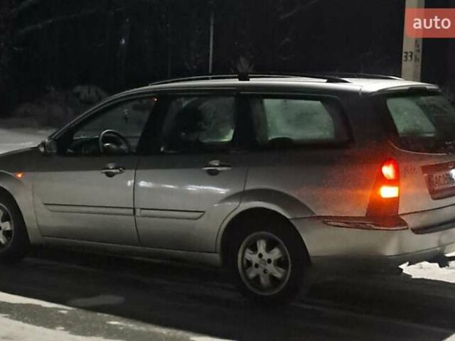 Серый Форд Фокус, объемом двигателя 1.8 л и пробегом 290 тыс. км за 2650 $, фото 4 на Automoto.ua