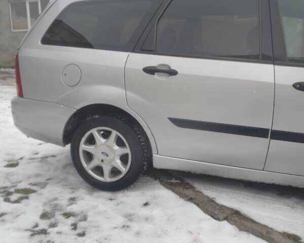 Серый Форд Фокус, объемом двигателя 1.8 л и пробегом 352 тыс. км за 2500 $, фото 3 на Automoto.ua