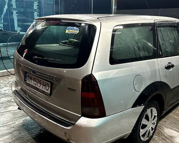 Сірий Форд Фокус, об'ємом двигуна 1.75 л та пробігом 485 тис. км за 2100 $, фото 4 на Automoto.ua