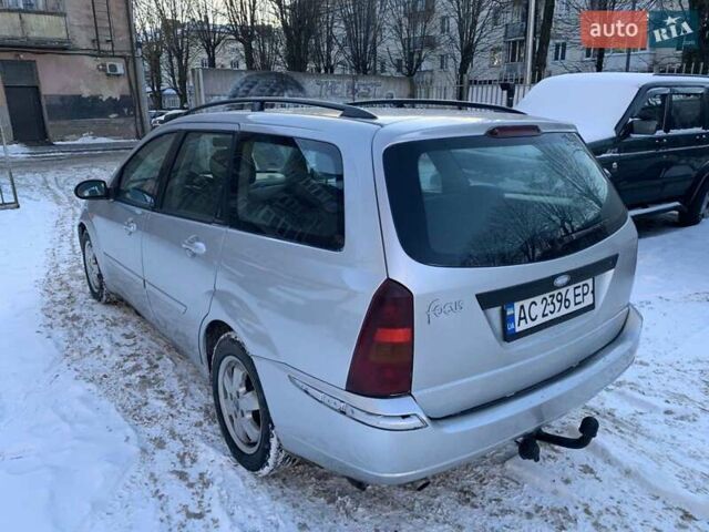 Серый Форд Фокус, объемом двигателя 1.75 л и пробегом 250 тыс. км за 2350 $, фото 3 на Automoto.ua