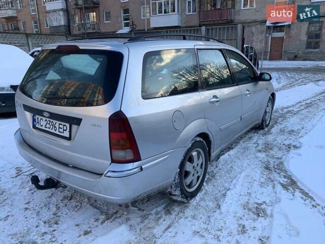 Серый Форд Фокус, объемом двигателя 1.75 л и пробегом 250 тыс. км за 2350 $, фото 2 на Automoto.ua