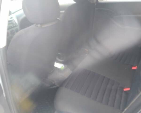 Серый Форд Фокус, объемом двигателя 1.8 л и пробегом 352 тыс. км за 2500 $, фото 21 на Automoto.ua