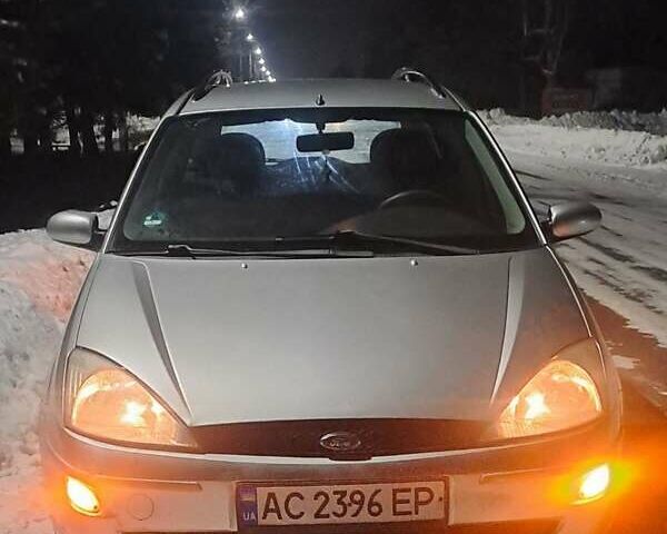 Серый Форд Фокус, объемом двигателя 1.8 л и пробегом 290 тыс. км за 2650 $, фото 1 на Automoto.ua