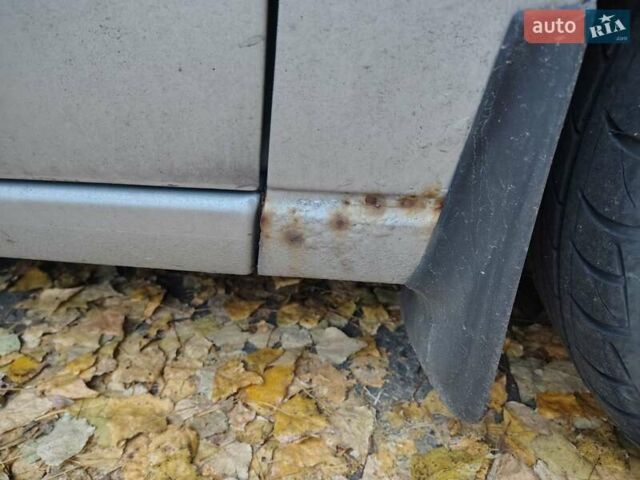 Серый Форд Фокус, объемом двигателя 1.75 л и пробегом 261 тыс. км за 2500 $, фото 1 на Automoto.ua