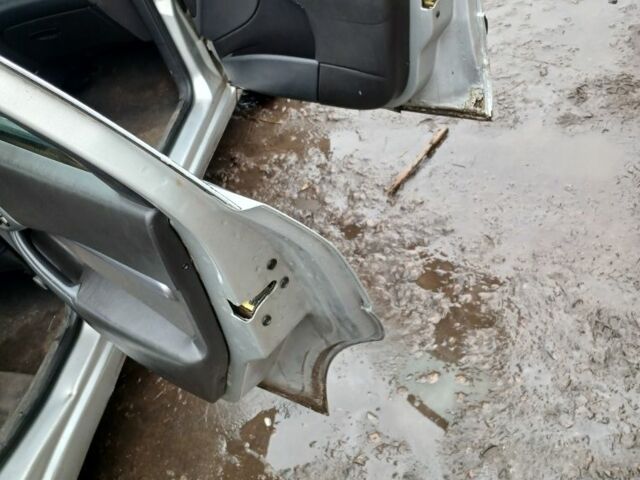 Серый Форд Фокус, объемом двигателя 2 л и пробегом 240 тыс. км за 1200 $, фото 7 на Automoto.ua