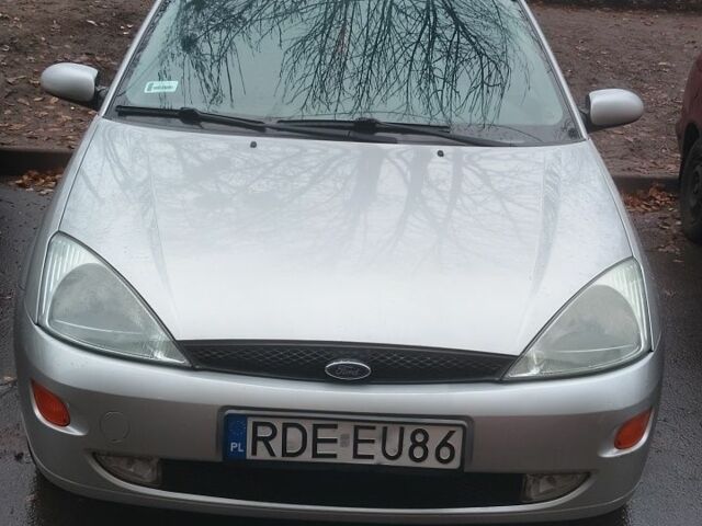 Серый Форд Фокус, объемом двигателя 1 л и пробегом 284 тыс. км за 1667 $, фото 1 на Automoto.ua