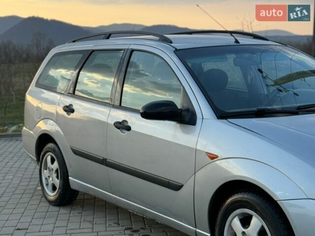 Серый Форд Фокус, объемом двигателя 1.75 л и пробегом 370 тыс. км за 2750 $, фото 7 на Automoto.ua